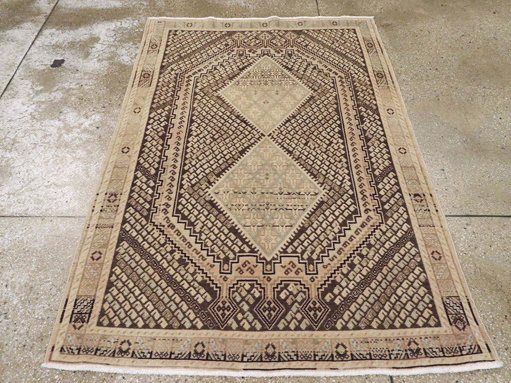 Vintage Persian Afshar Rug, No.22189 - Galerie Shabab