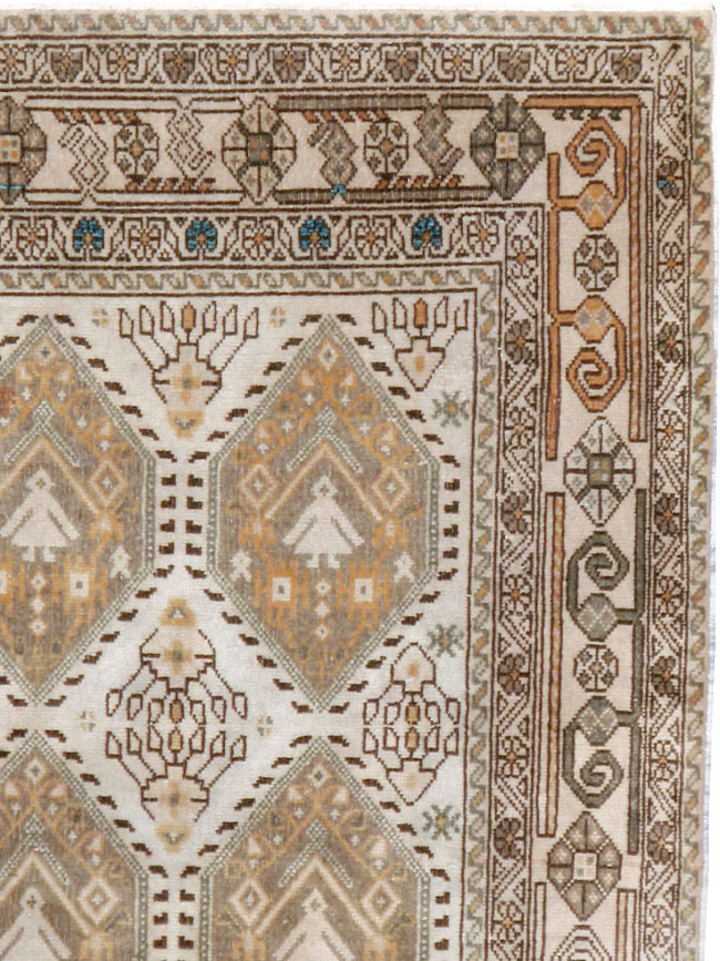 Vintage Persian Afshar Rug, No.22190 - Galerie Shabab
