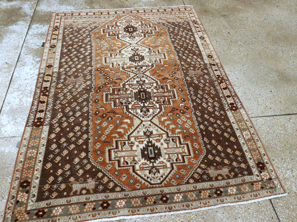 Vintage Persian Afshar Rug, No.22191 - Galerie Shabab