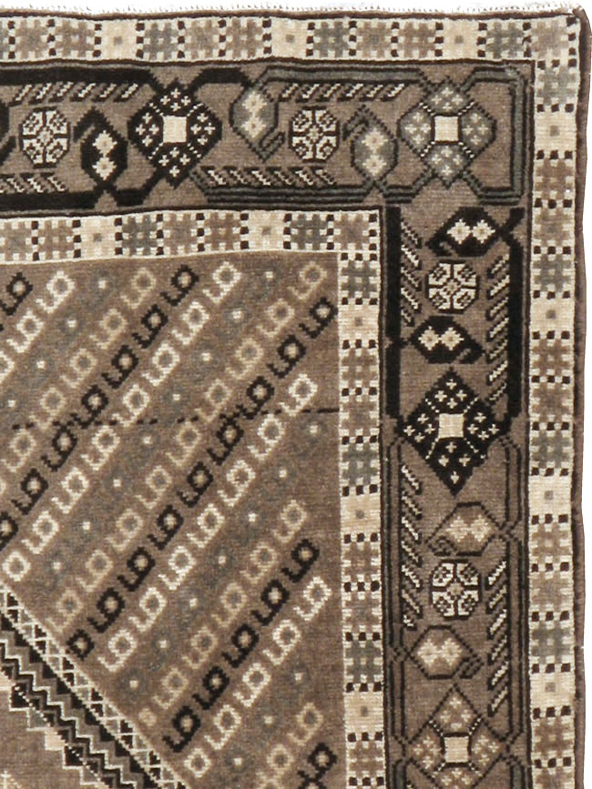 Vintage Persian Afshar Rug, No.22192 - Galerie Shabab