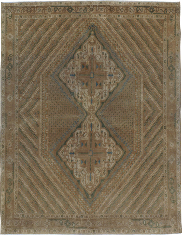 Antique Afshar Rug, No.22193 - Galerie Shabab