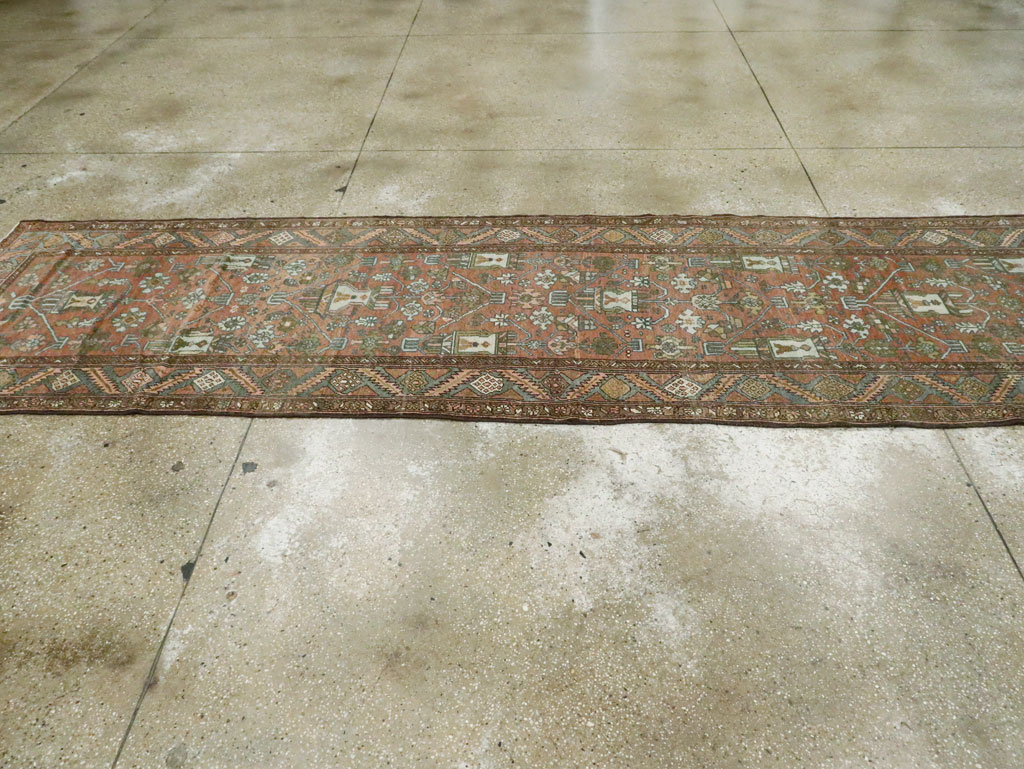 Antique Persian Kurdish Runner, No.22205 - Galerie Shabab