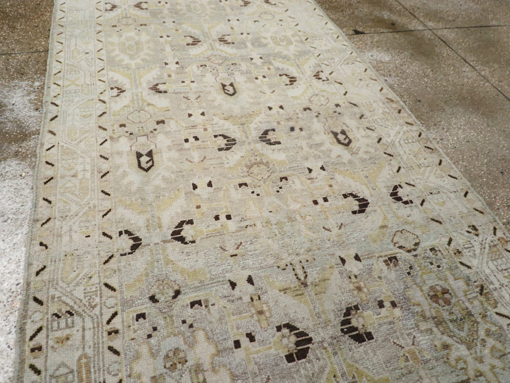 Vintage Persian Malayer Runner, No.22208 - Galerie Shabab