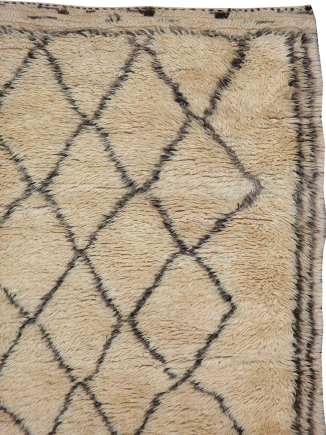 Vintage Moroccan Gallery Rug, No.22238 - Galerie Shabab