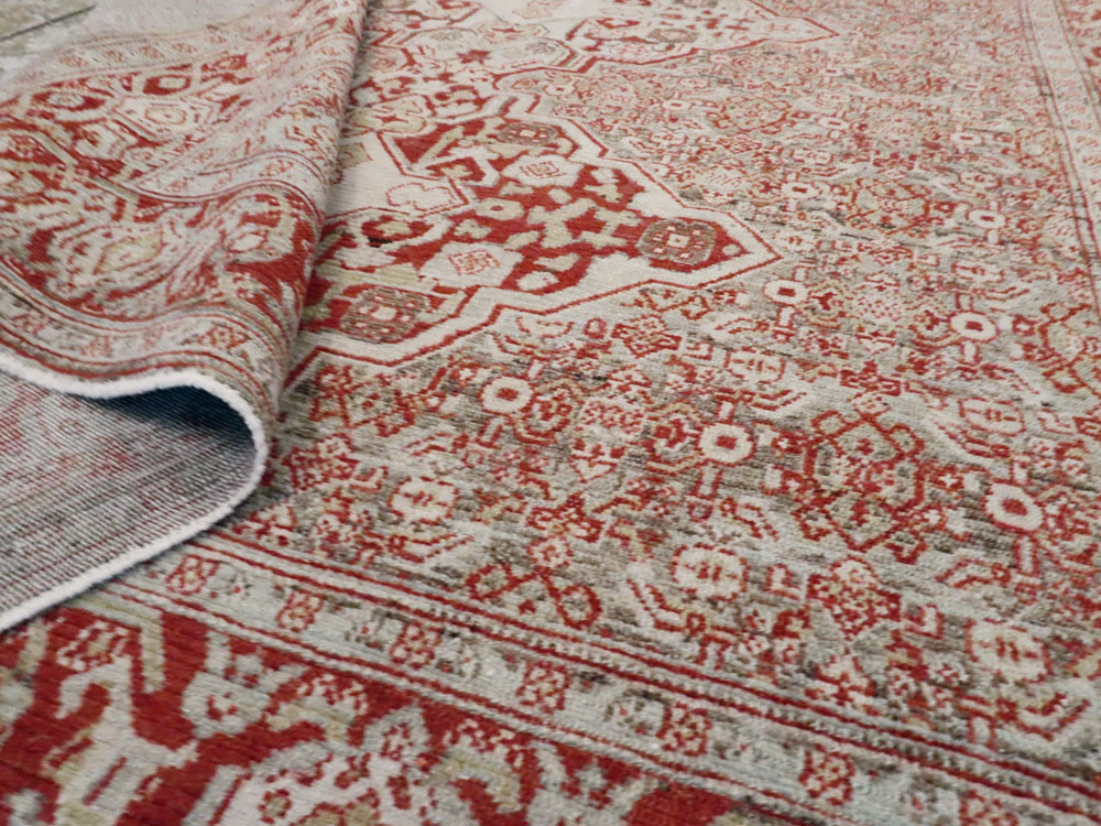 Antique Persian Senneh Rug, No.22241 - Galerie Shabab