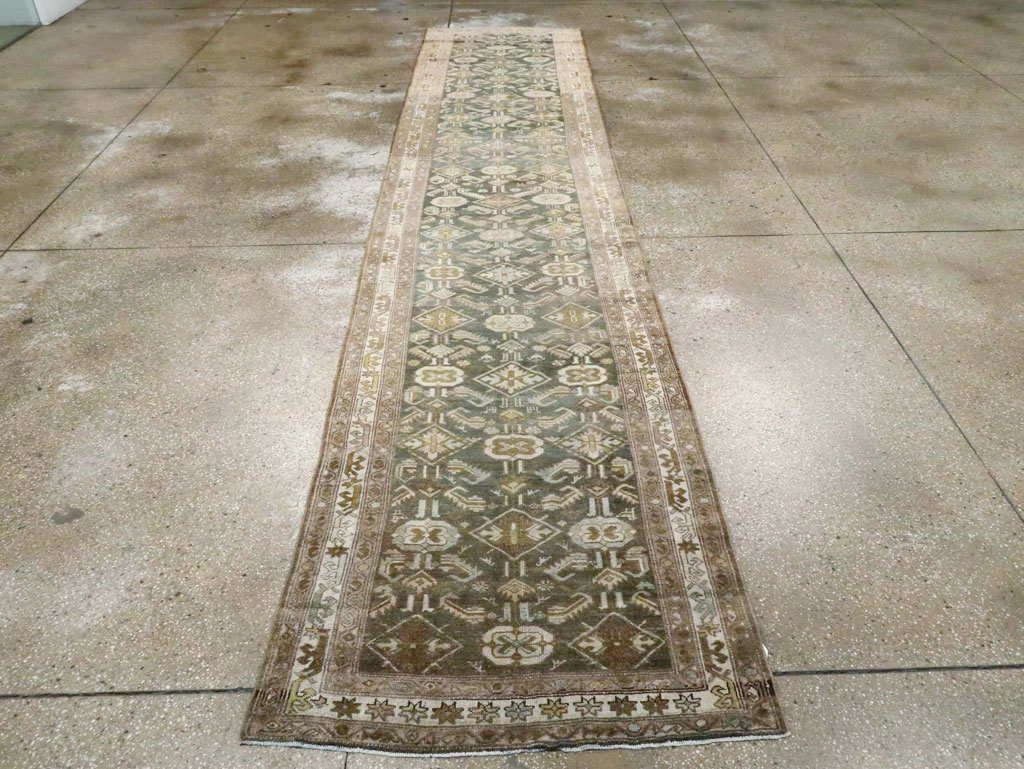 Vintage Persian Malayer Runner, No.22242 - Galerie Shabab
