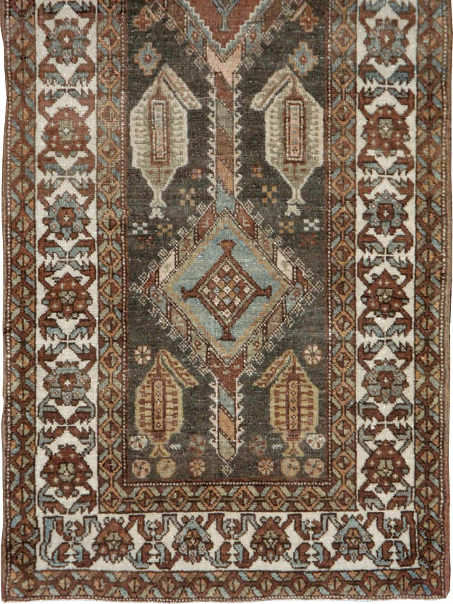 Antique Persian Kurdish Runner, No.22243 - Galerie Shabab