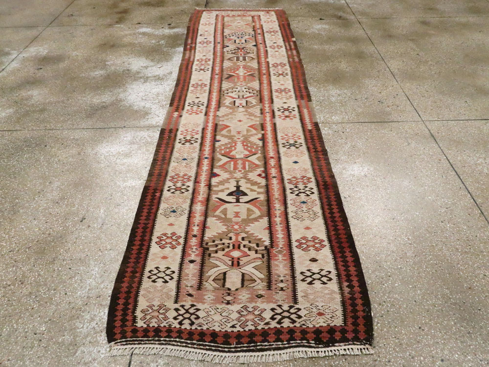 Vintage Turkish Anatolian Kilim, No.22258 - Galerie Shabab
