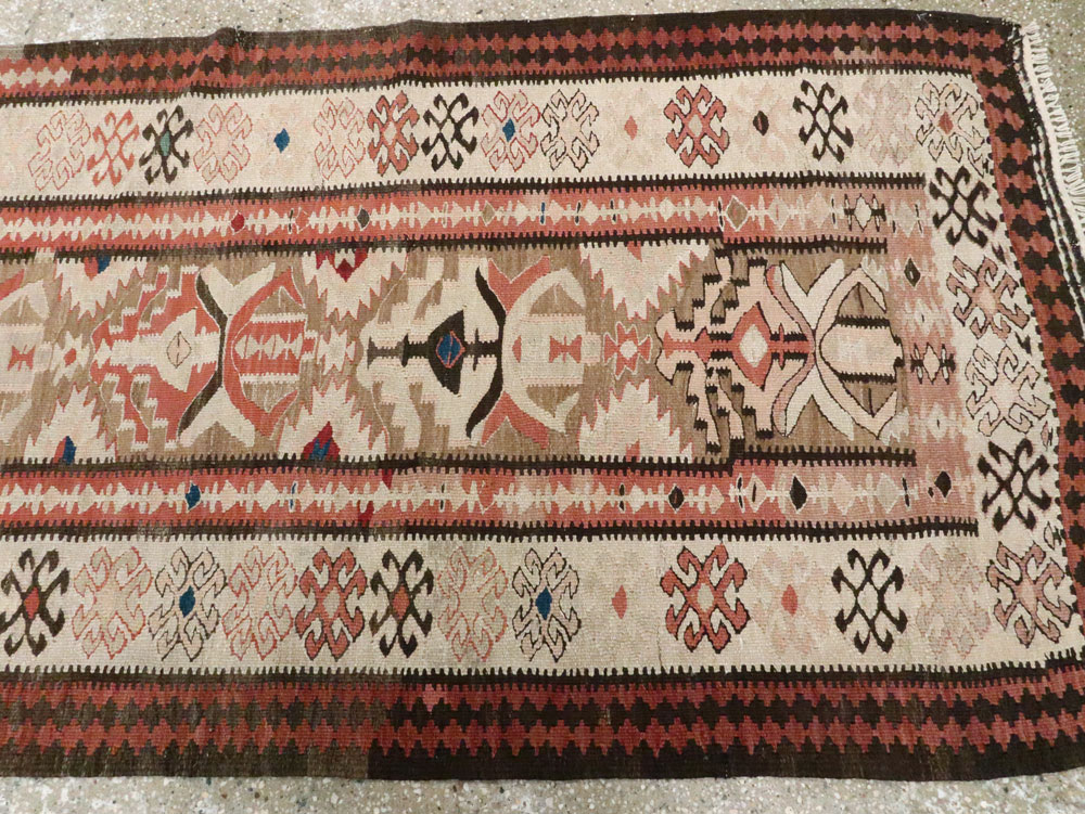 Vintage Turkish Anatolian Kilim, No.22258 - Galerie Shabab