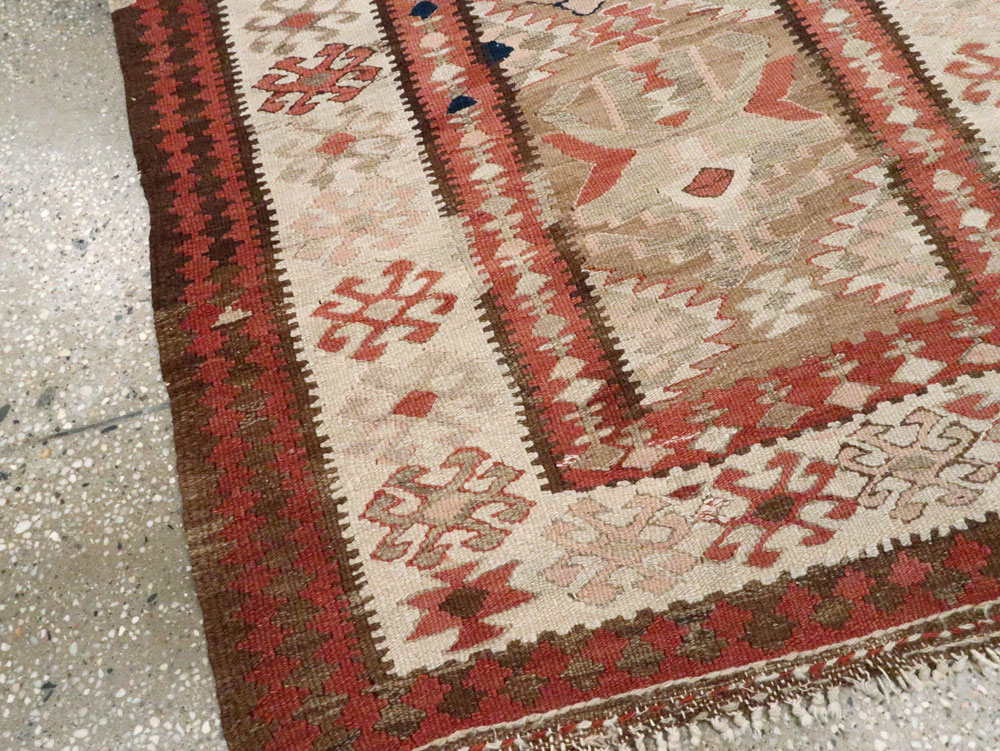 Vintage Turkish Anatolian Kilim, No.22258 - Galerie Shabab