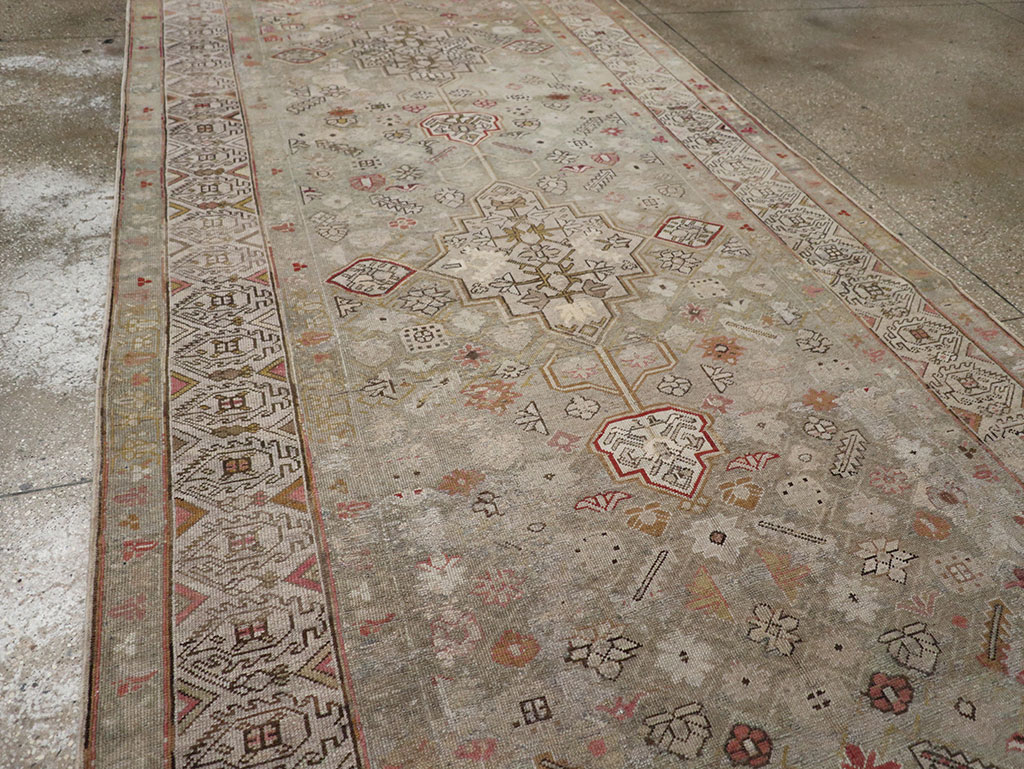 Antique Caucasian Karabagh Carpet, No.22266 - Galerie Shabab