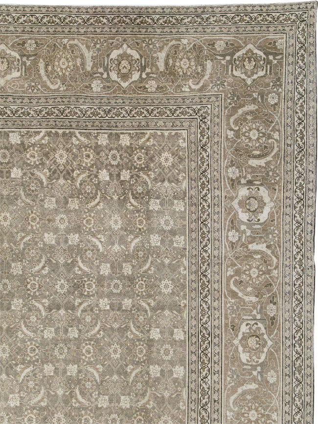 Antique Persian Tabriz Carpet, No.22274 - Galerie Shabab