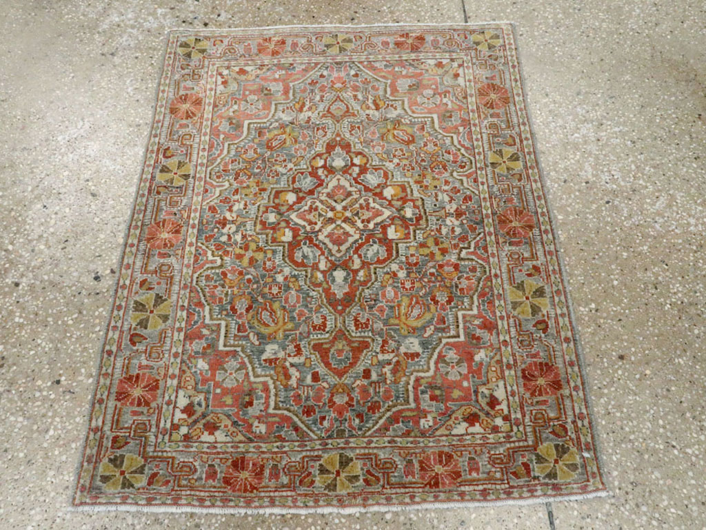 Antique Persian Sarouk Rug, No.22275 - Galerie Shabab