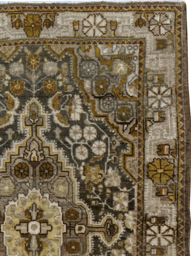 Antique Persian Malayer Rug, No.22277 - Galerie Shabab