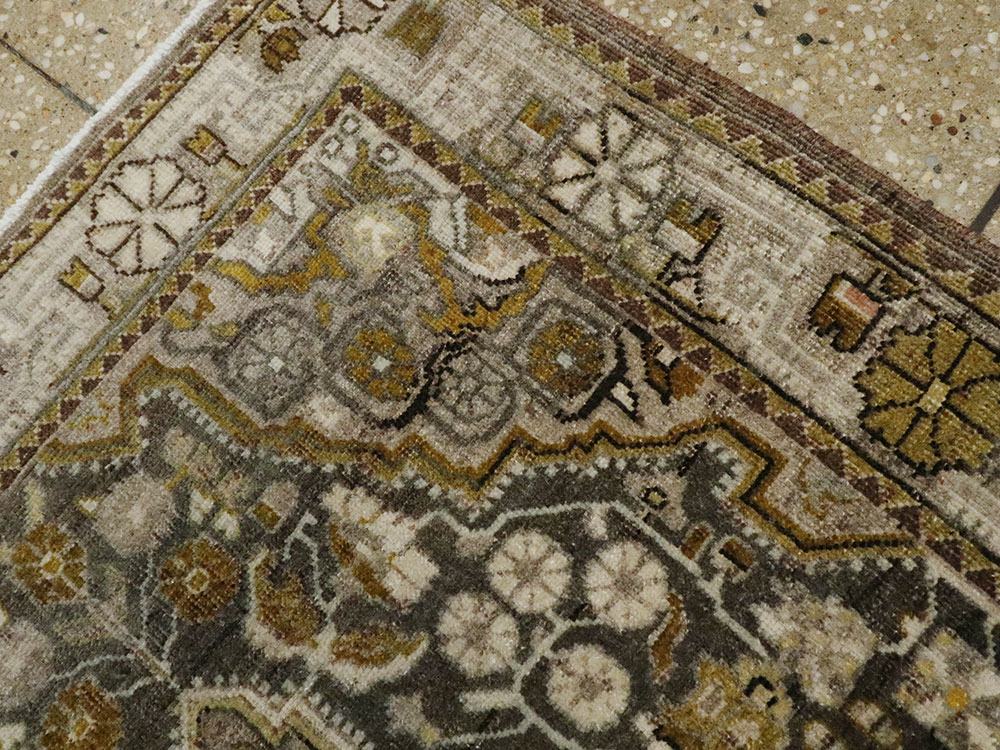 Antique Persian Malayer Rug, No.22277 - Galerie Shabab