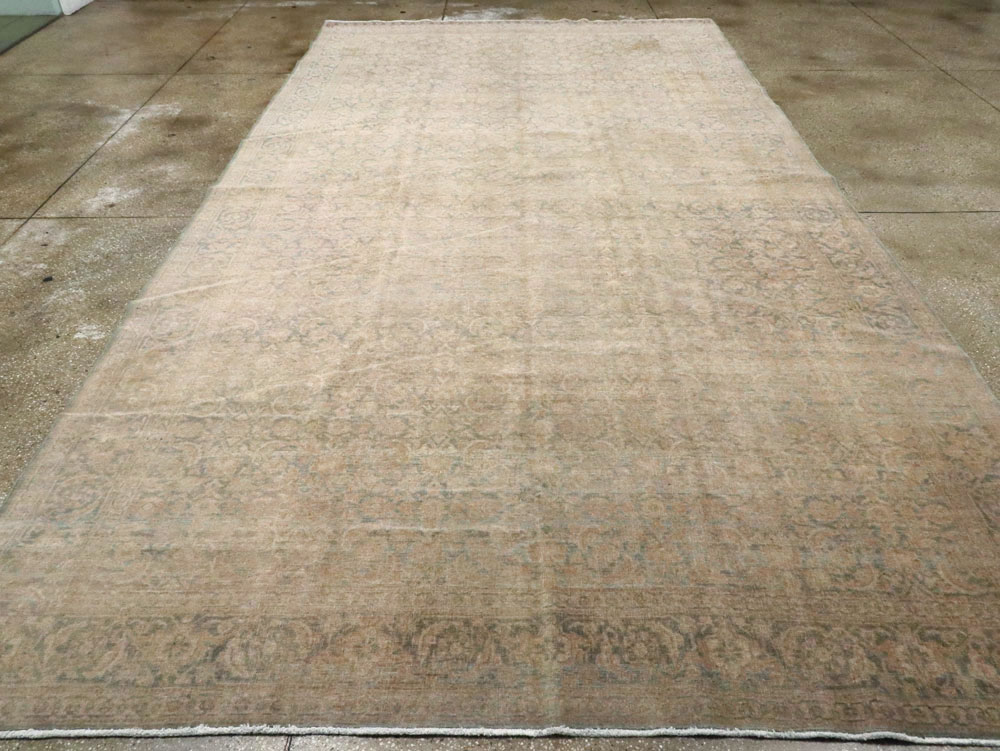 Antique Persian Tabriz Carpet, No.22281 - Galerie Shabab