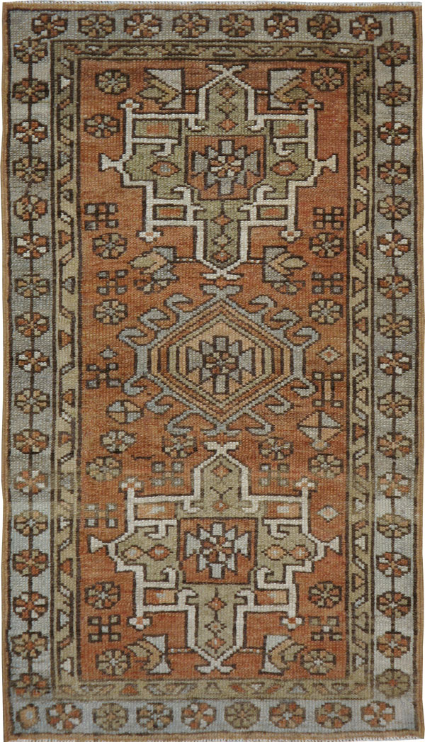 Vintage Persian Karajeh Rug, No.22283 - Galerie Shabab