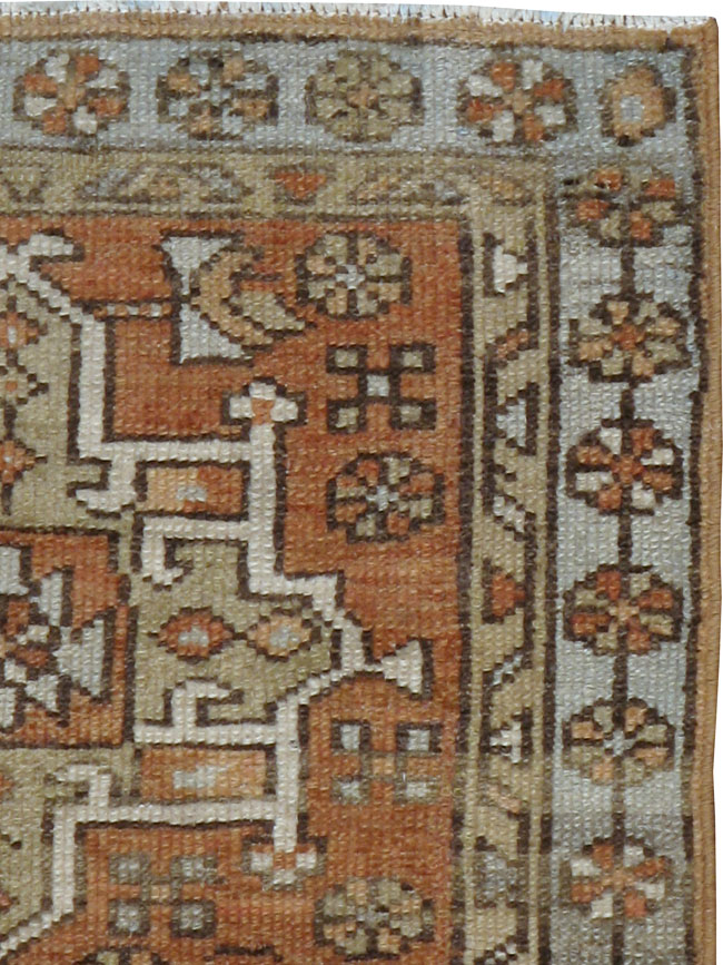 Vintage Persian Karajeh Rug, No.22283 - Galerie Shabab