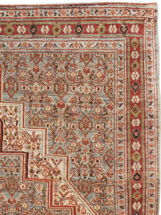 Antique Persian Senneh Rug, No.22301 - Galerie Shabab