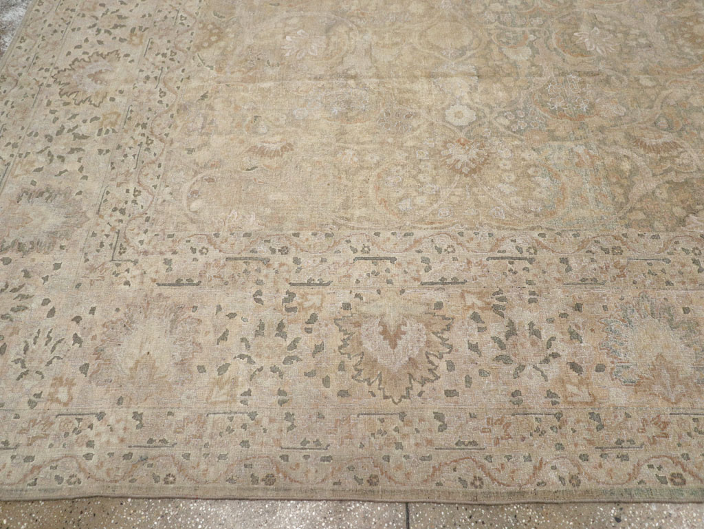 Antique Persian Tabriz Room Size Carpet, No.22303 - Galerie Shabab