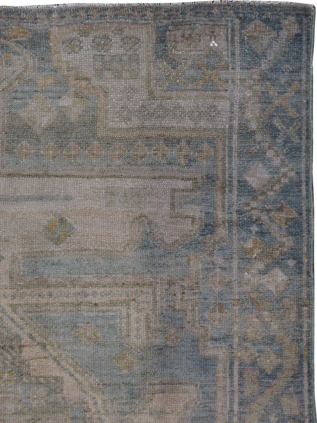 Antique Kurdish Rug, No.22316 - Galerie Shabab