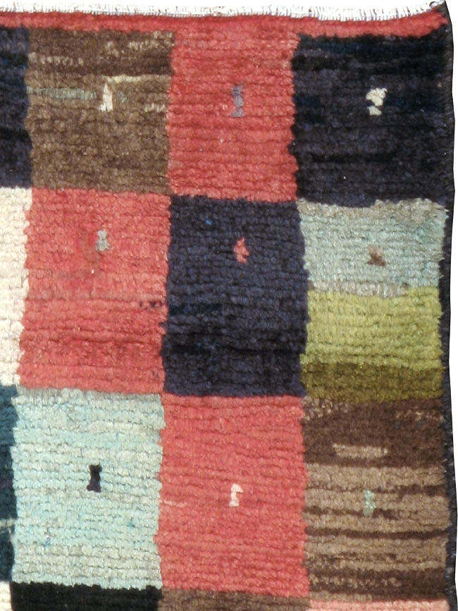 Vintage Persian Gabbeh Rug, No.22319 - Galerie Shabab