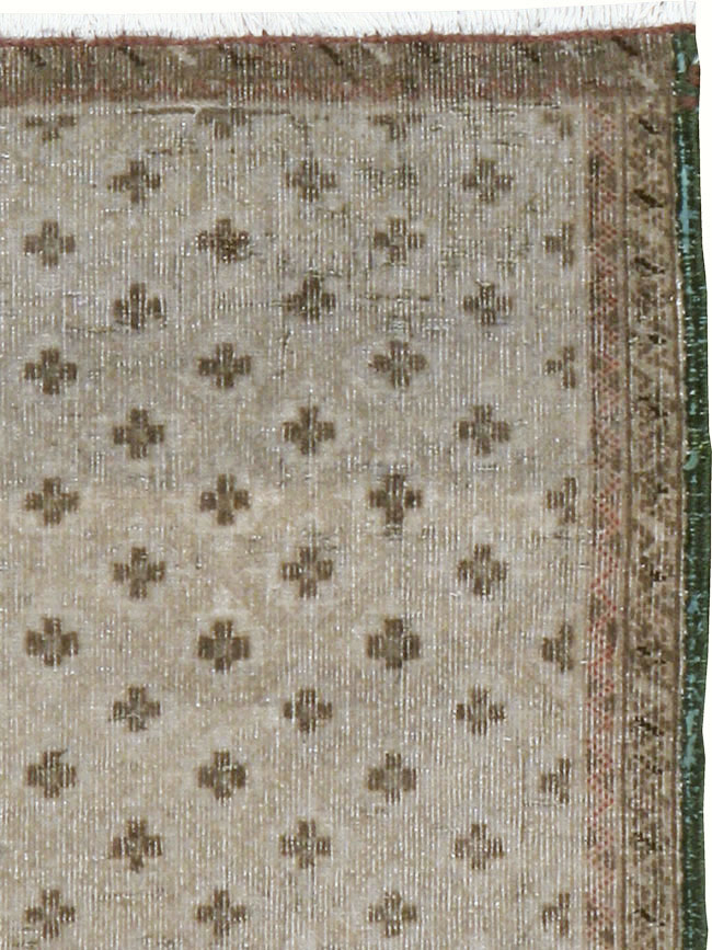 Vintage Persian Tabriz Rug, No.22322 - Galerie Shabab