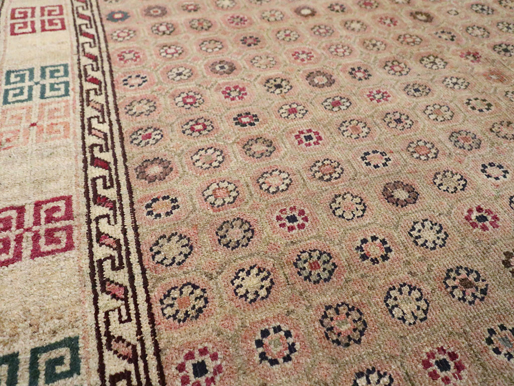 Antique Indian Agra Rug, No.22335 - Galerie Shabab