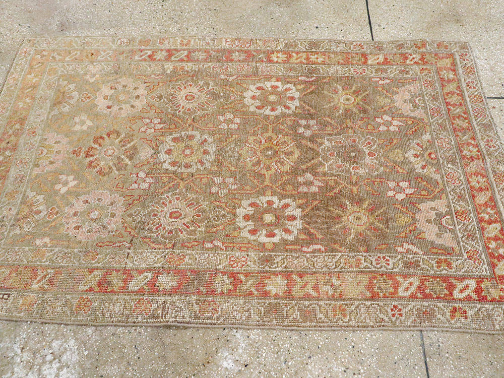 Antique Persian Kurdish Rug, No.22343 - Galerie Shabab