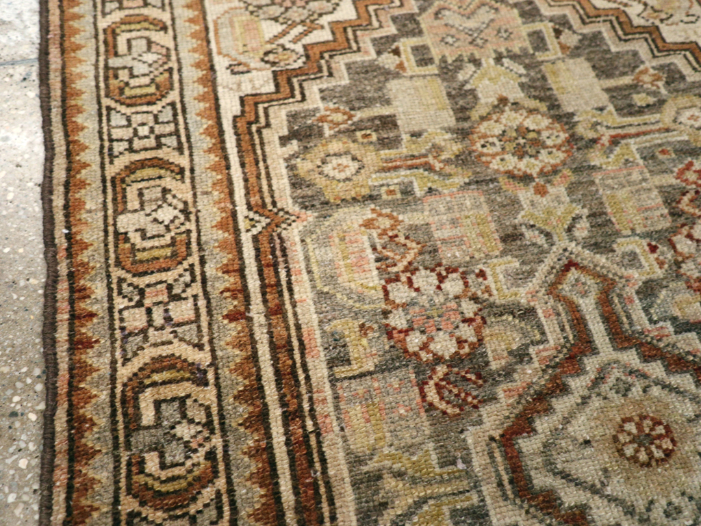 Antique Persian Malayer Throw Rug, No.22344 - Galerie Shabab