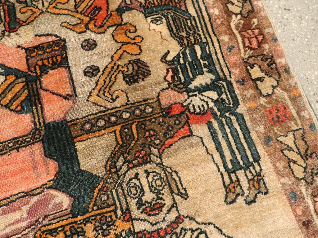 Antique Persian Malayer Pictoral Rug, No.22349 - Galerie Shabab