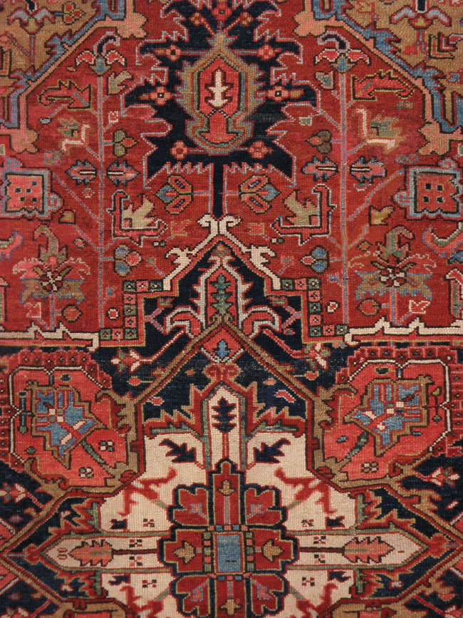 Antique Heriz Carpet, No.22353 - Galerie Shabab