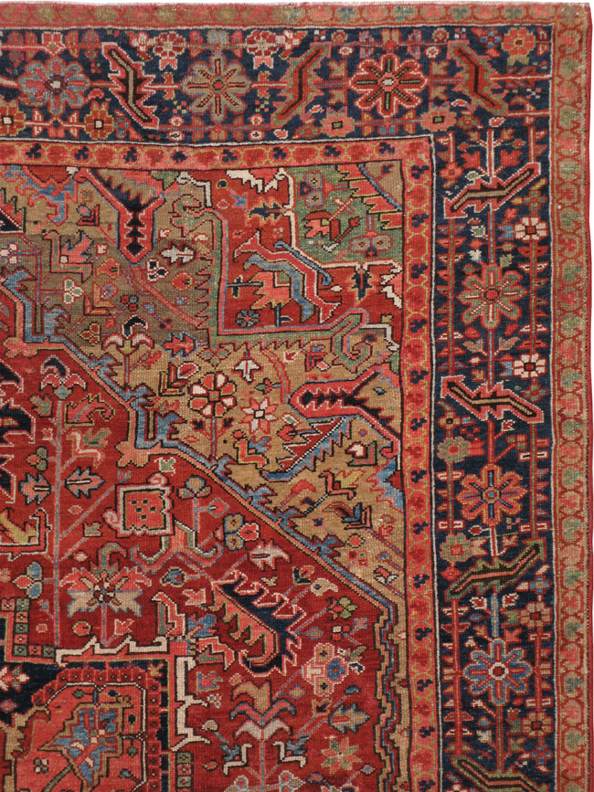Antique Heriz Carpet, No.22353 - Galerie Shabab