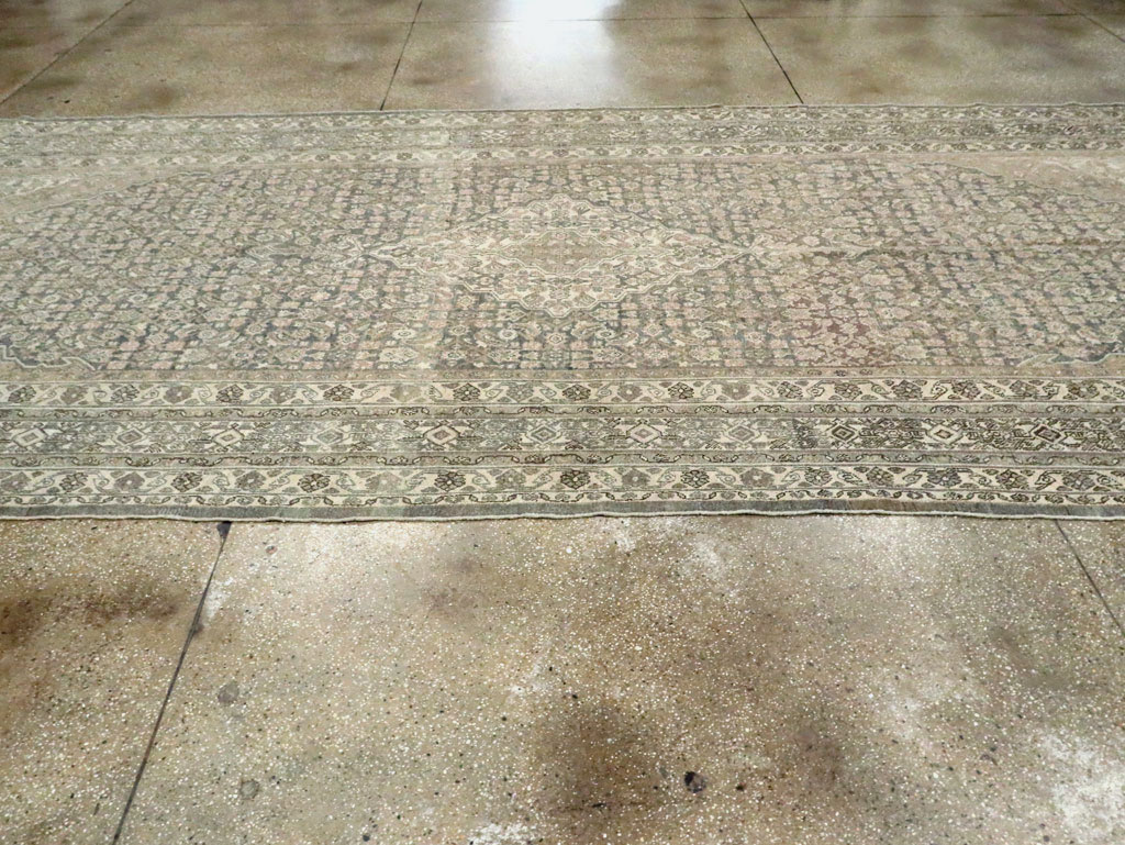 Antique Bibikabad Gallery Carpet, No.22357 - Galerie Shabab