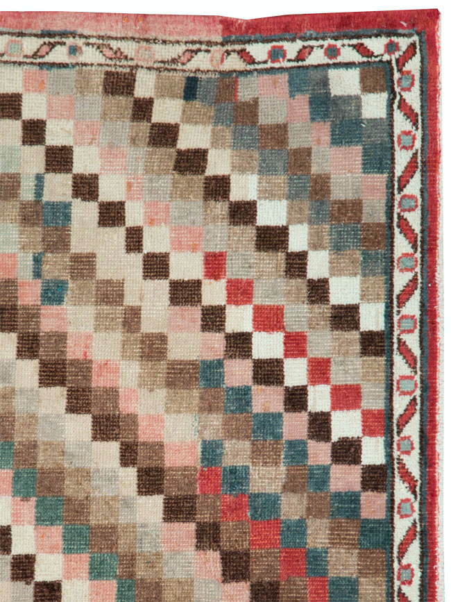 Vintage Turkish Anatolian Square Carpet, No.22374 - Galerie Shabab