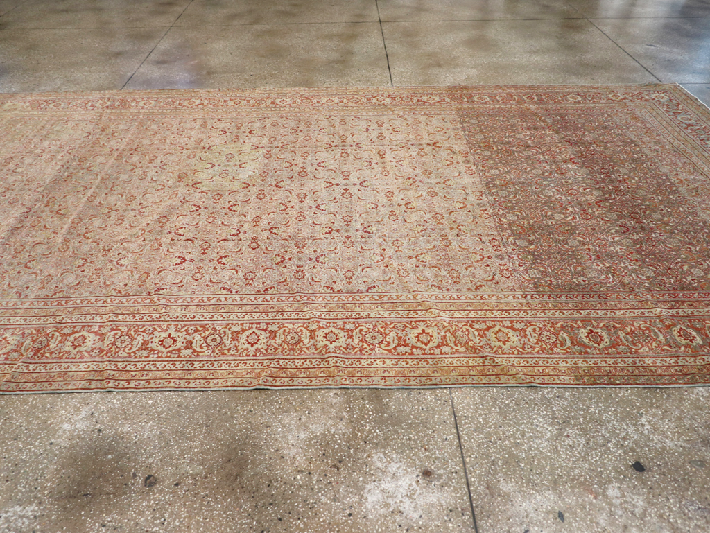 Antique Persian Tabriz Carpet, No.22377 - Galerie Shabab