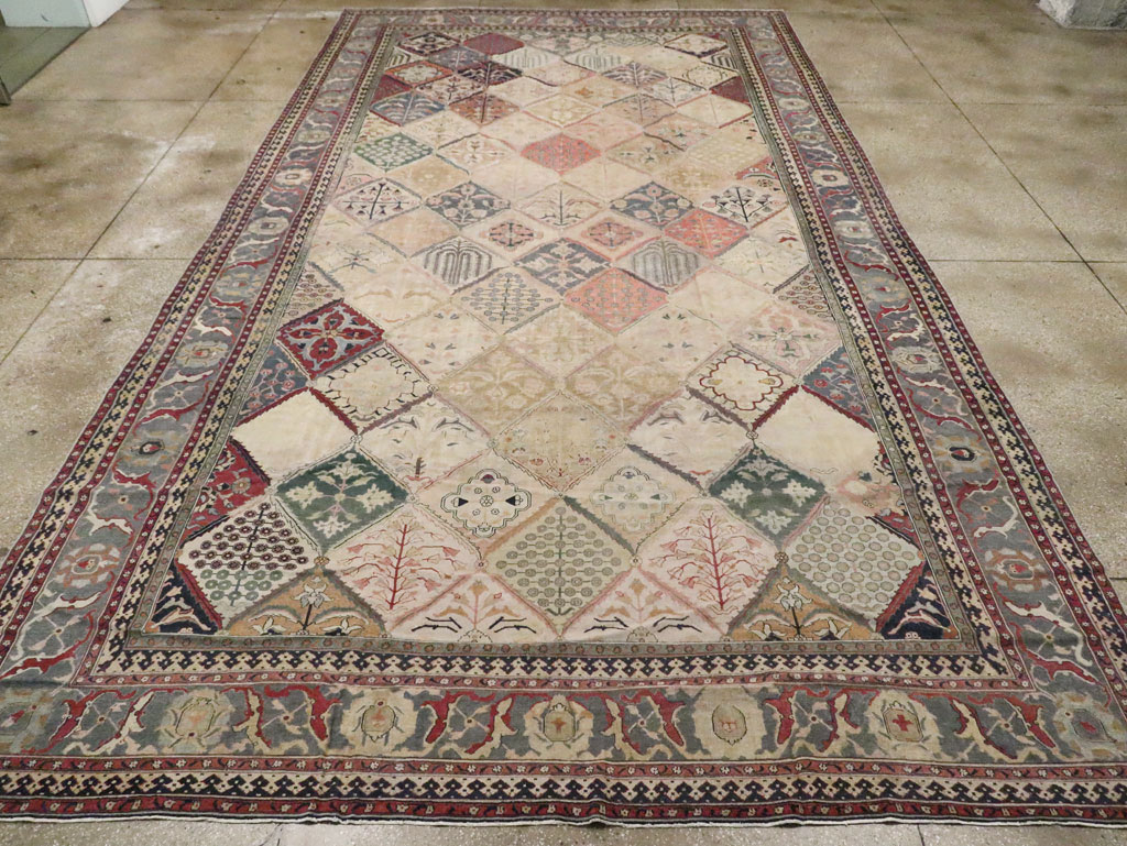 Antique Persian Northwest Carpet, No.22380 - Galerie Shabab