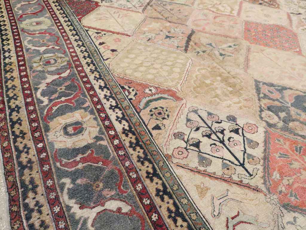 Antique Persian Northwest Carpet, No.22380 - Galerie Shabab