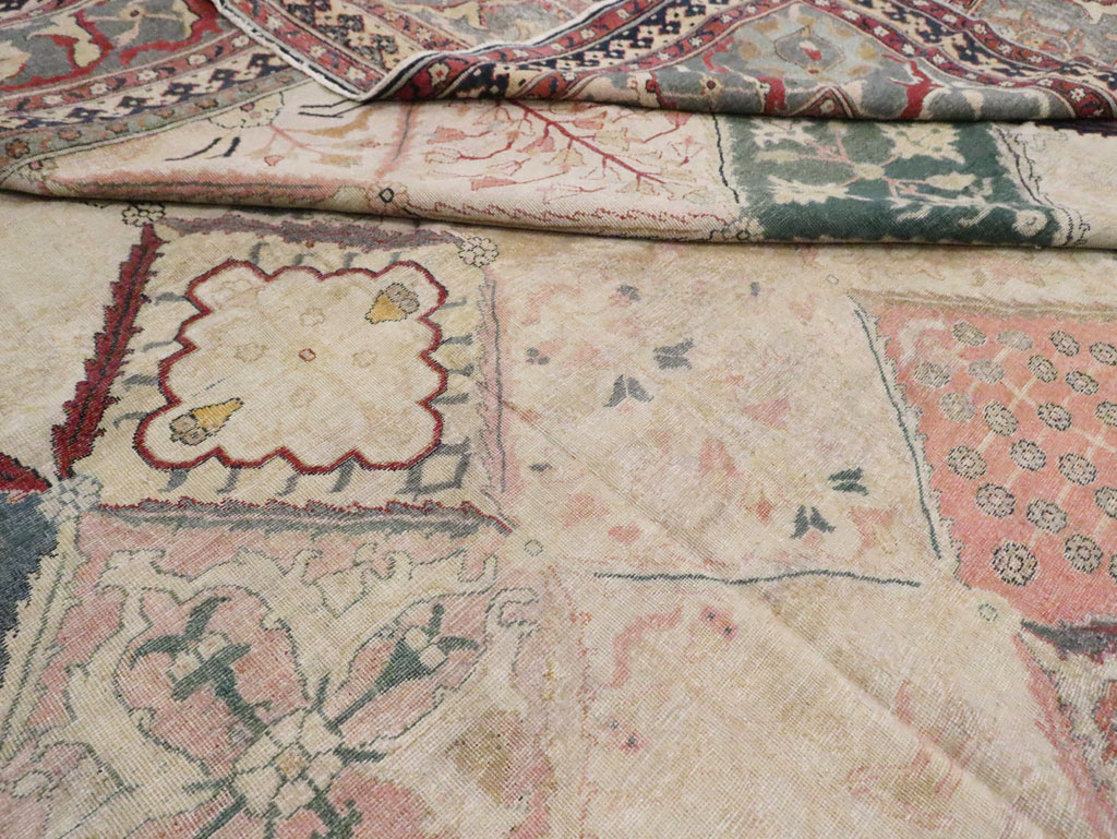 Antique Persian Northwest Carpet, No.22380 - Galerie Shabab