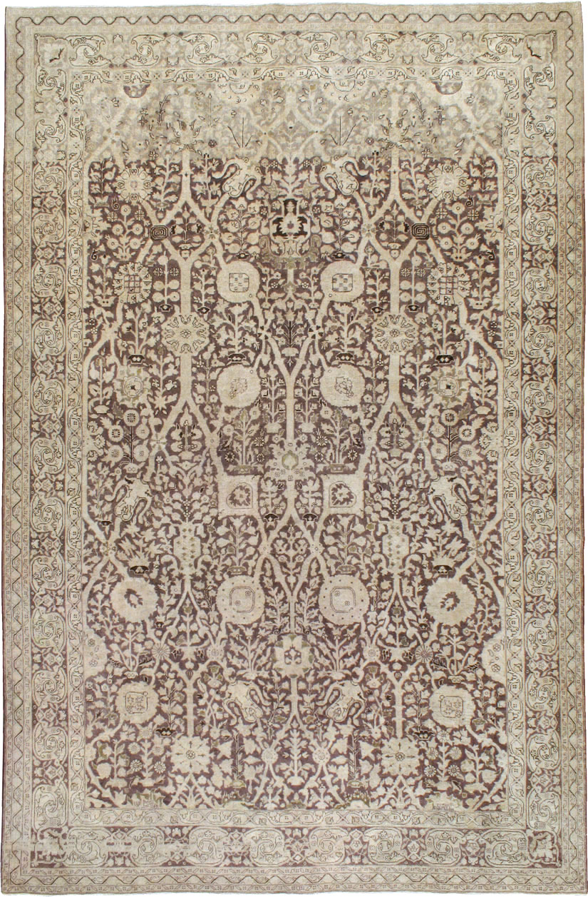 Antique Persian Tabriz  Rug, No.22383 - Galerie Shabab