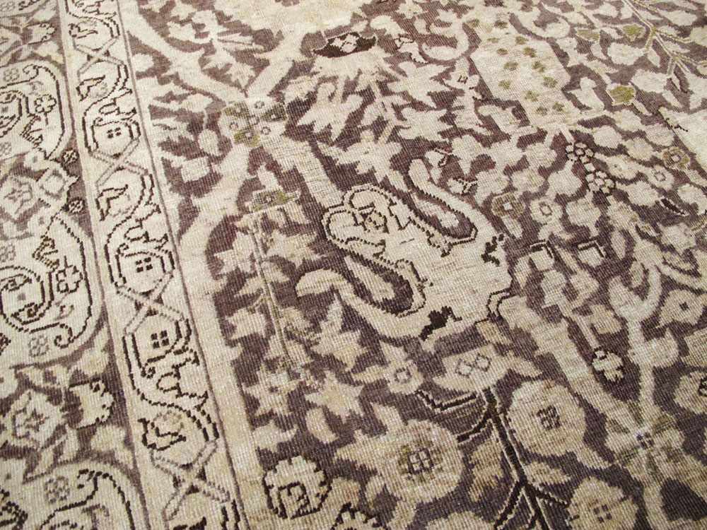 Antique Persian Tabriz  Rug, No.22383 - Galerie Shabab