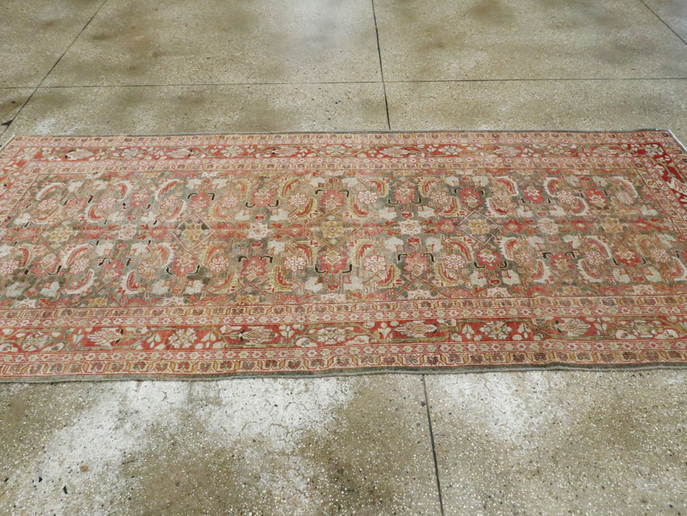 Antique Persian Mahal Rug, No.22392 - Galerie Shabab