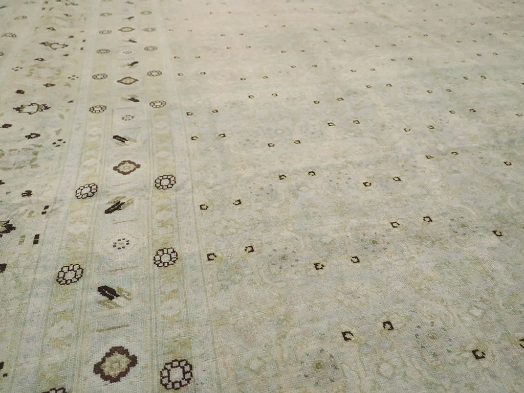 Antique Persian Tabriz Carpet, No.22397 - Galerie Shabab
