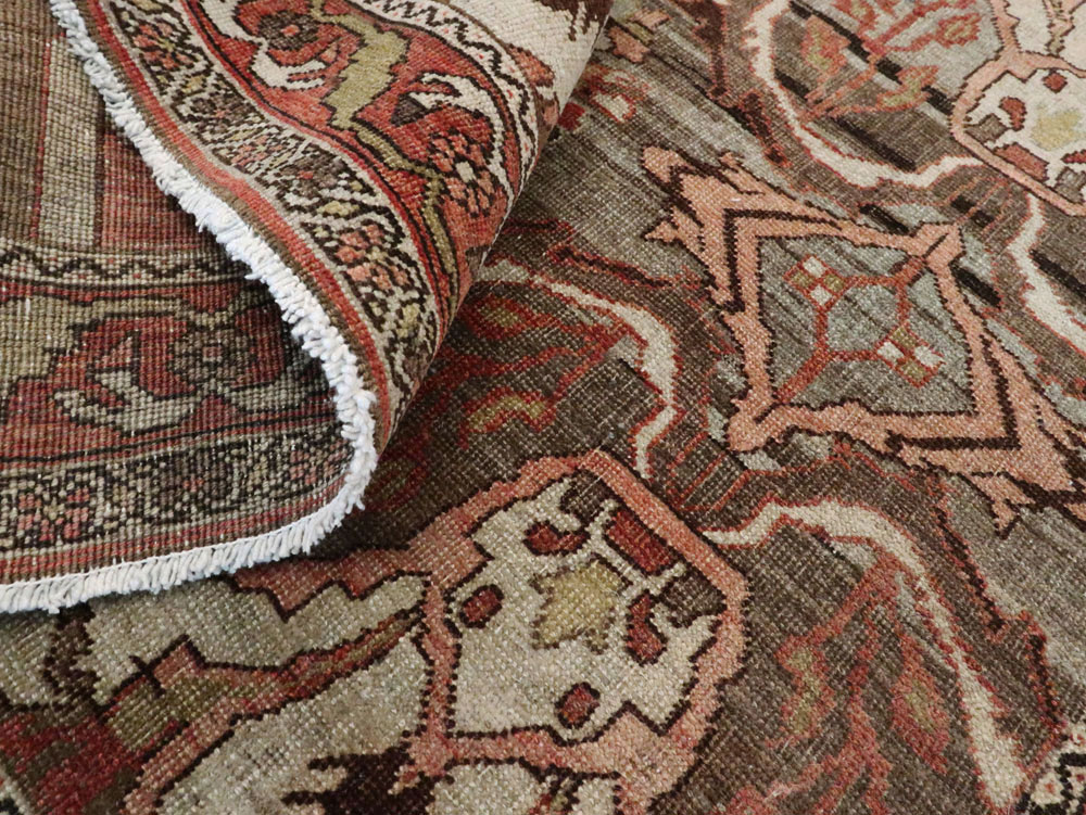 Antique Persian Bidjar Rug, No.22412 - Galerie Shabab