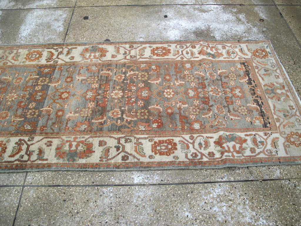 Vintage Persian Malayer Runner, No.22415 - Galerie Shabab