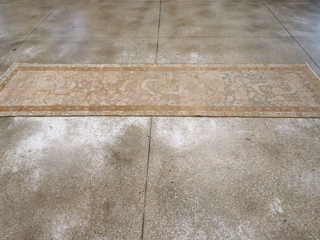 Vintage Persian Malayer Runner, No.22420 - Galerie Shabab