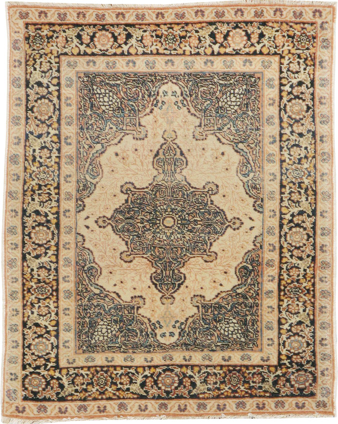 Antique Persian Tabriz Hagi Jalili Rug, No.22440 - Galerie Shabab