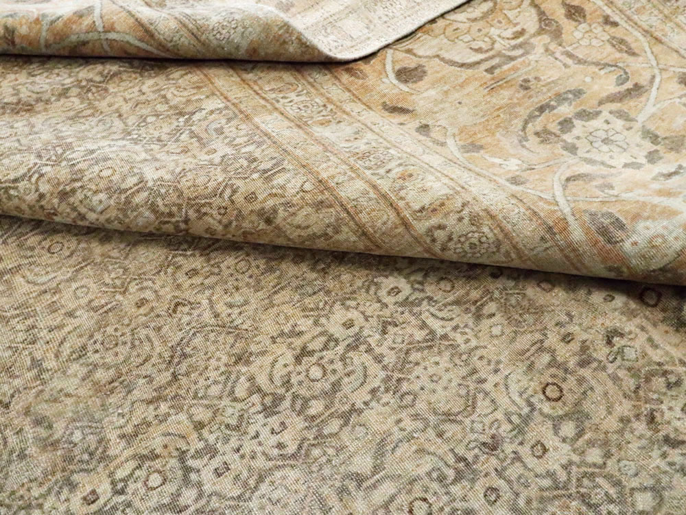 Antique Persian Tabriz Square Carpet, No.22442 - Galerie Shabab