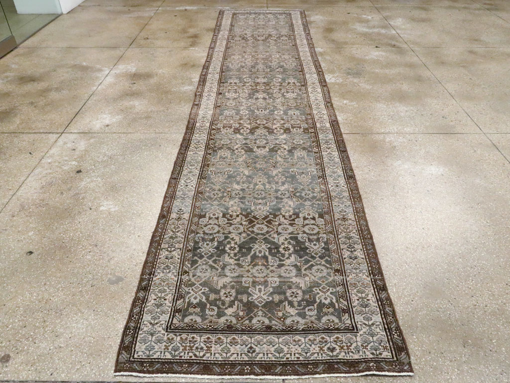 Vintage Persian Malayer Runner, No.22447 - Galerie Shabab