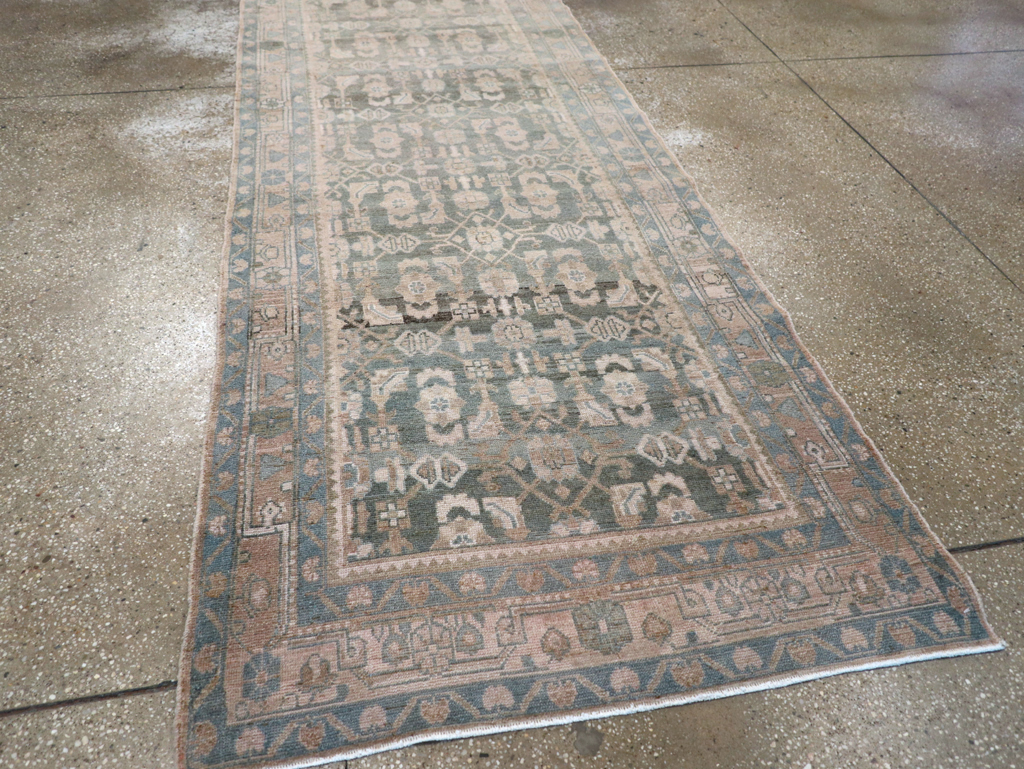 Vintage Persian Malayer Runner, No.22449 - Galerie Shabab